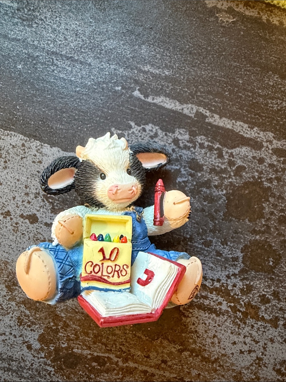 Enesco Mary’s Moo Moos AGE 10Cow Figurine with Crayon and Open Book - Multicolor